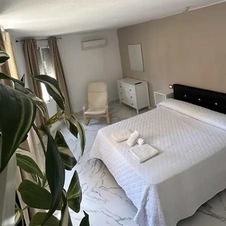 Avenida Apartment Velez Malaga