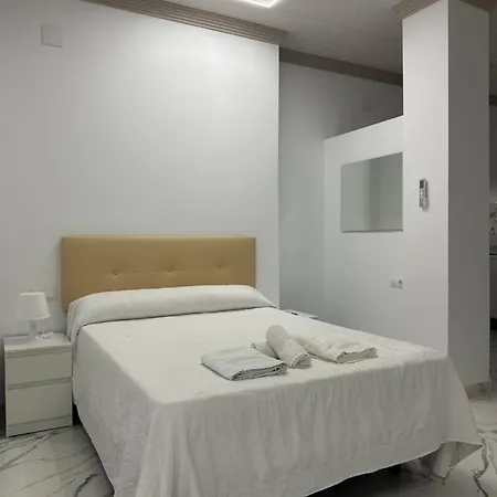 Apartment Avenida Velez Malaga