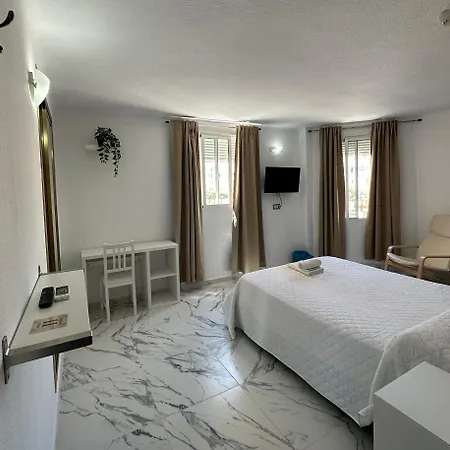 Apartment Avenida Velez Malaga