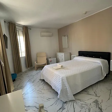 Apartment Avenida Velez Malaga